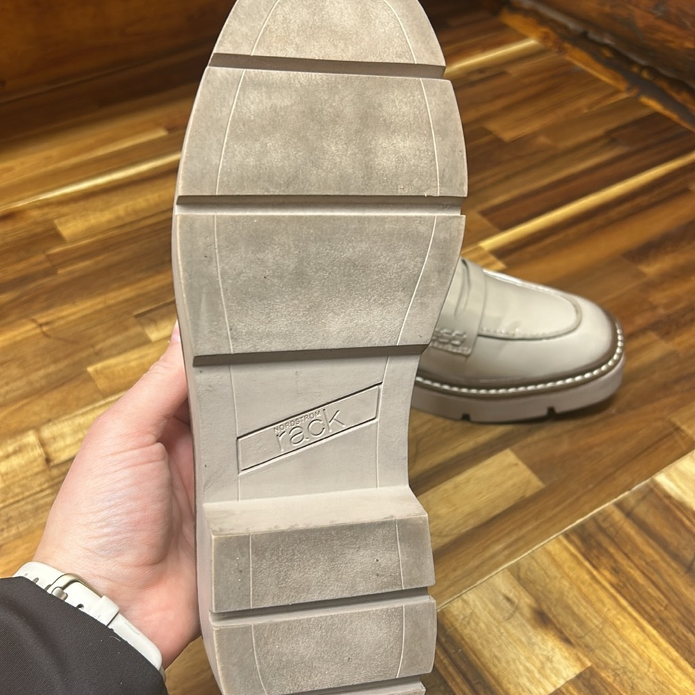Nordstrom Rack Loafers - Picture 5 of 7